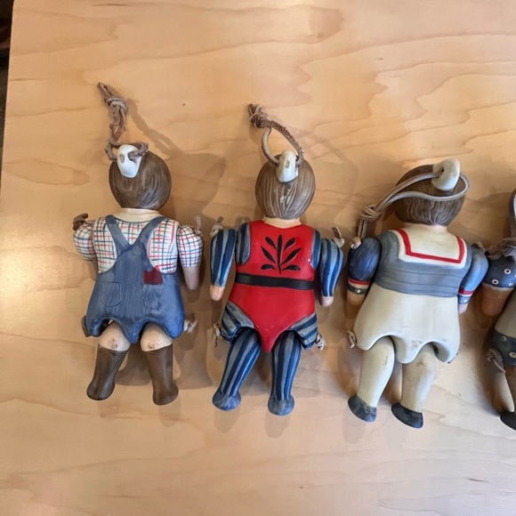 Set of 5 Vintage Ceramic Holiday Ornaments - Picture 6 of 8